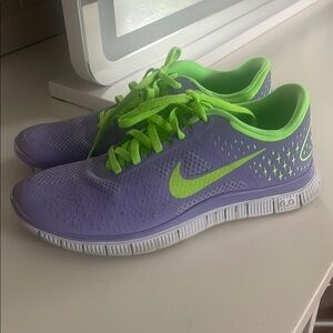 Nike Free GUC - 8.5 Womens